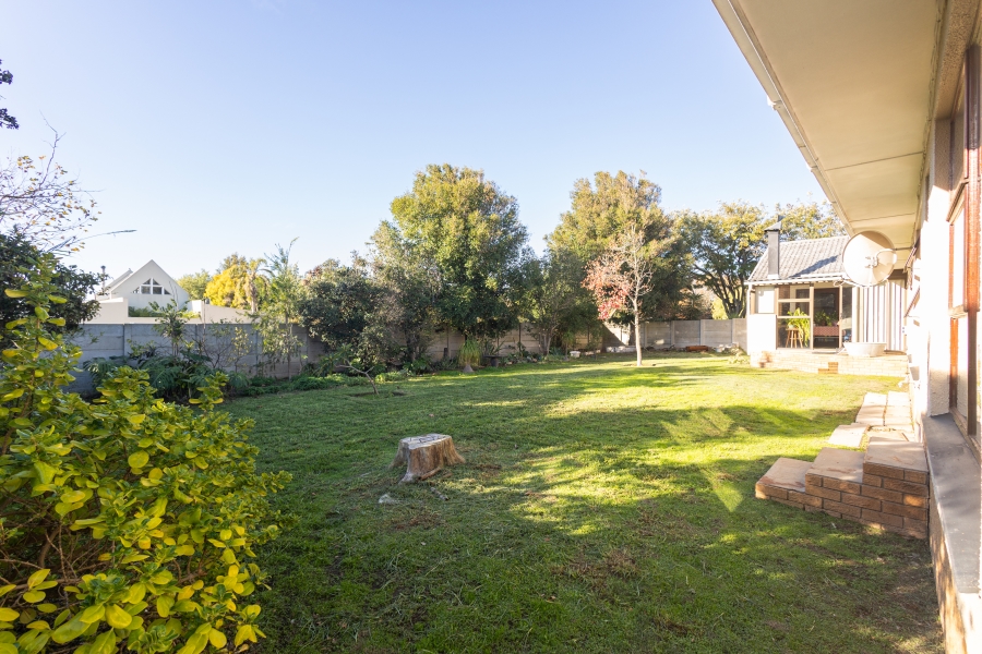3 Bedroom Property for Sale in Amanda Glen Western Cape